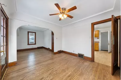 911 W Eula Ct #913, Glendale, WI 53209 - Photo 13