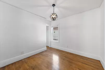 911 W Eula Ct #913, Glendale, WI 53209 - Photo 9