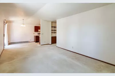 910 E Cedar Ave #604, Manitowoc, WI 54220 - Photo 13