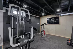 3001 N 87th St, Milwaukee, WI 53222 - Photo 33