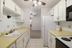 125 N University Dr, West Bend, WI 53095 - Photo 3