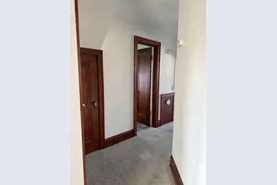 3647A E Munkwitz Ave #upper, Cudahy, WI 53110 - Photo 9