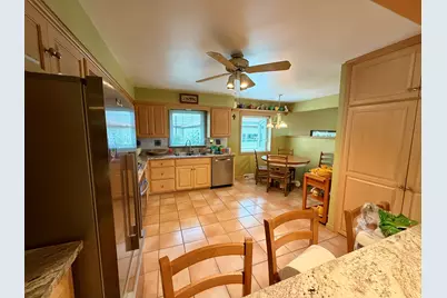 5219 S 7th St, Milwaukee, WI 53221 - Photo 7