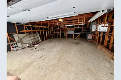 8541 W McMyron St, West Allis, WI 53214 - Photo 17