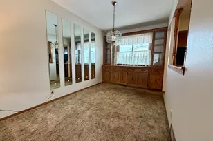 8541 W McMyron St, West Allis, WI 53214 - Photo 5