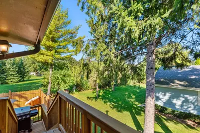 W165N10401  Wagon Trl, Germantown, WI 53022 - Photo 31