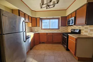 1835 N 55th 1835A St, Milwaukee, WI 53208 - Photo 7