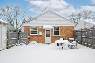 5648 N Dexter Ave, Glendale, WI 53209 - Photo 21