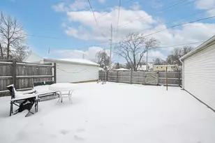 5648 N Dexter Ave, Glendale, WI 53209 - Photo 23