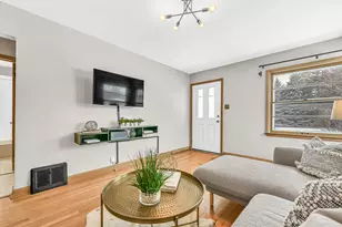 5648 N Dexter Ave, Glendale, WI 53209 - Photo 3