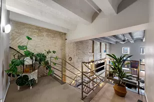 270 E Highland Ave, Milwaukee, WI 53202 - Photo 15