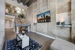 270 E Highland Ave, Milwaukee, WI 53202 - Photo 3