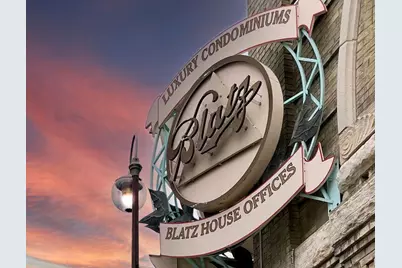 270 E Highland Ave #621, Milwaukee, WI 53202 - Photo 37