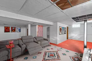 3756 E Waterford Pl, Saint Francis, WI 53235 - Photo 17