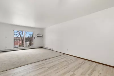 121 W North St #39, Waukesha, WI 53188 - Photo 9