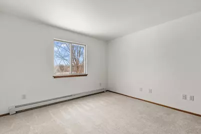 121 W North St #39, Waukesha, WI 53188 - Photo 17