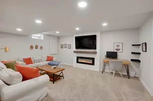 2826 Yahara Dr, Summit, WI 53066 - Photo 27