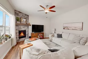 2826 Yahara Dr, Summit, WI 53066 - Photo 5