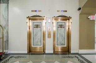 1028 E Juneau Ave, Milwaukee, WI 53202 - Photo 31