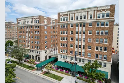 1028 E Juneau Ave #512, Milwaukee, WI 53202 - Photo 45