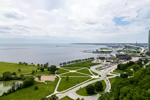 1028 E Juneau Ave, Milwaukee, WI 53202 - Photo 5