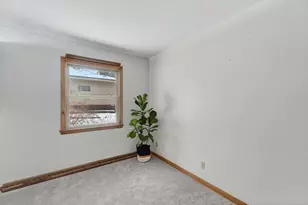 1150 Parkway Dr, Brookfield, WI 53005 - Photo 15