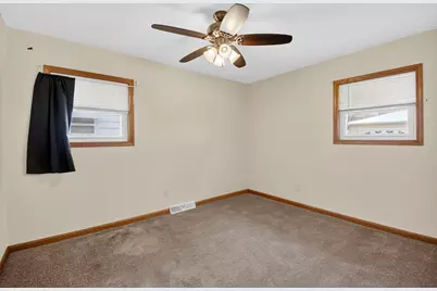 1617  Ohio St, Racine, WI 53405 - Photo 11