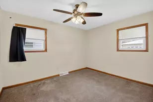 1617 Ohio St, Racine, WI 53405 - Photo 11