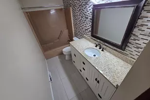 2403 Crosscreek Dr, Sheboygan, WI 53081 - Photo 17