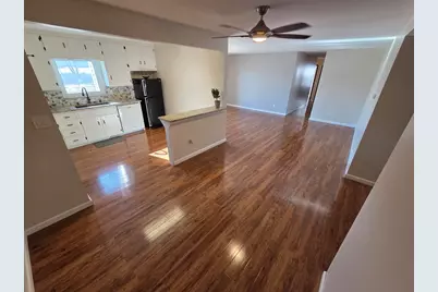 2403  Cross Creek Dr #B, Sheboygan, WI 53081 - Photo 7