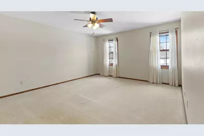 S38W27600  Windsong Rdg, Waukesha, WI 53189 - Photo 19