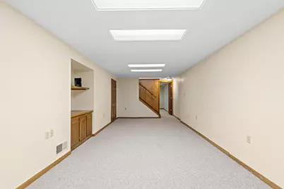 S38W27600  Windsong Rdg, Waukesha, WI 53189 - Photo 31