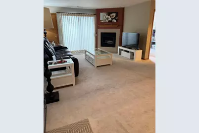 401 N Main St St #Unit A, Thiensville, WI 53092 - Photo 5