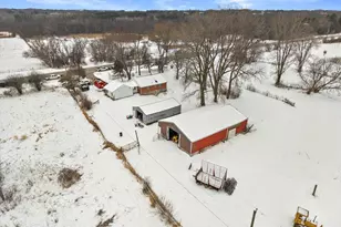 S46W29780 Genesee Rd, Genesee, WI 53189 - Photo 7