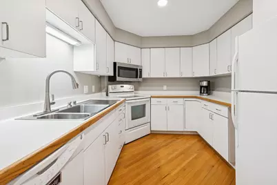 355  Havenwood Dr #Unit 3, Lake Geneva, WI 53147 - Photo 9