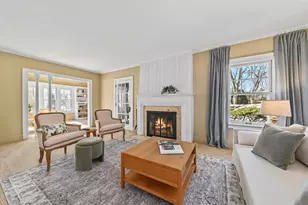 1158 Kavanaugh Pl, Wauwatosa, WI 53213 - Photo 7