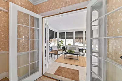 1158  Kavanaugh Pl, Wauwatosa, WI 53213 - Photo 13