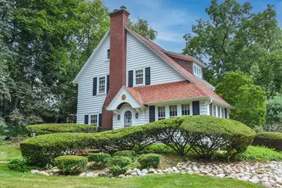 1158  Kavanaugh Pl, Wauwatosa, WI 53213 - Photo 1