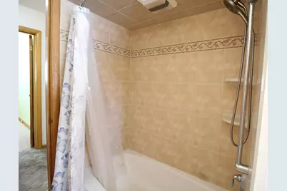 W153N9972  Neptune Dr, Germantown, WI 53022 - Photo 23