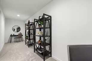 W251N2367 Valleyview Cir, Pewaukee, WI 53072 - Photo 27