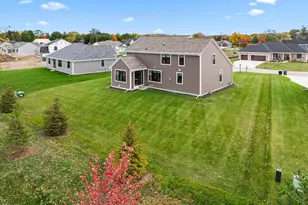 W251N2367 Valleyview Cir, Pewaukee, WI 53072 - Photo 33