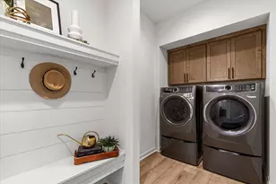 W251N2367 Valleyview Cir, Pewaukee, WI 53072 - Photo 31