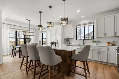 W251N2367  Valleyview Cir, Pewaukee, WI 53072 - Photo 3