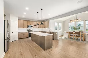 W242N5607 Simona Ct, Sussex, WI 53089 - Photo 11