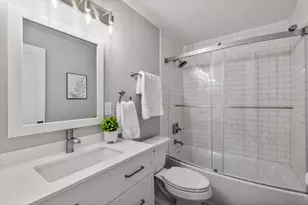 250 W Suburban Ct, Fox Point, WI 53217 - Photo 15