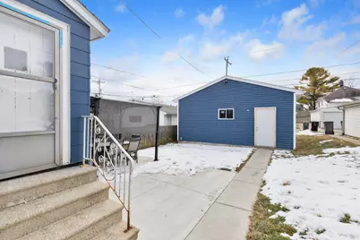 3867 E Pulaski Ave, Cudahy, WI 53110 - Photo 15