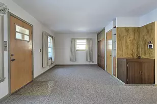 1104 S 107th St, West Allis, WI 53214 - Photo 11