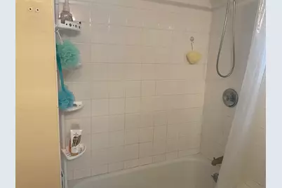 W242N4251  Swan Rd, Pewaukee, WI 53072 - Photo 13