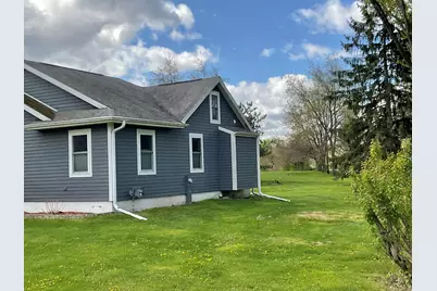 W242N4251  Swan Rd, Pewaukee, WI 53072 - Photo 15
