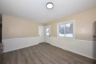 1010 Sunset Ridge Dr, West Bend, WI 53090 - Photo 13